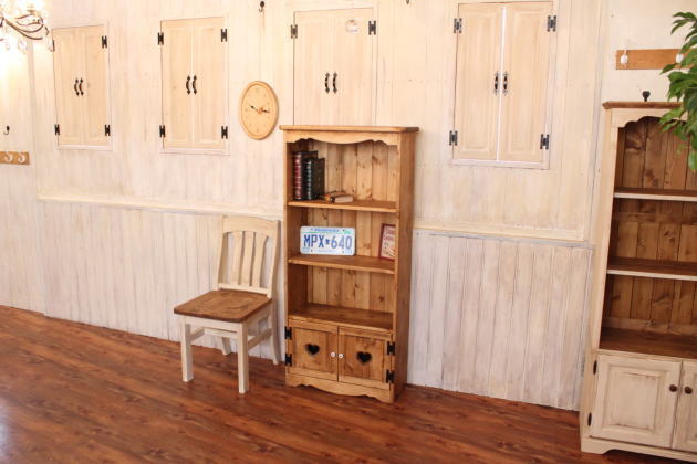 本棚 カントリー家具 薄型 完成品 大容量 北欧 無垢 パイン材 おしゃれ カントリー調 スリム オーダーメイド オーダー カントリー 家具 木 木製 ナチュラル 白 ホワイト 収納 ラック アンティ - 9