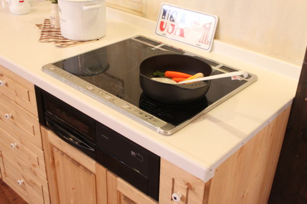 カントリー キッチン 5 W3000 I型 オーダー家具 サイズ変更可能 北欧 無垢 木製 パイン材 収納 人造大理石 天板 セラミックトップ クォーツストーン オリジナルキッチン おしゃれ コンロ  - 11