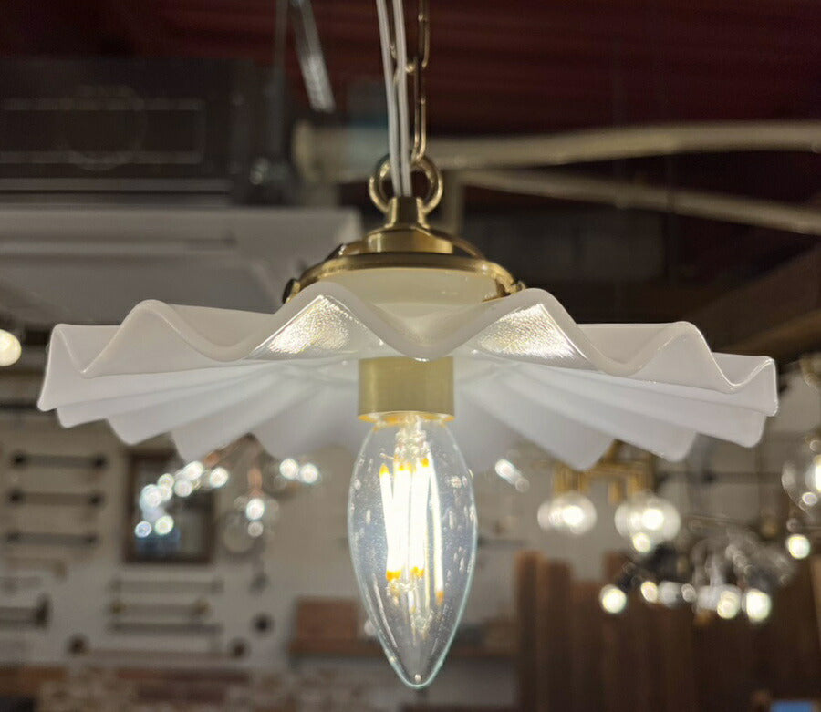【 アウトレット 】 照明 ペンダント ランプ ミルクガラス シェード ガラス フリル シェル HS204 LED　電球球付き 新築 リフォーム リノベーション フレンチ カントリー ナチュラル ホワ - 3